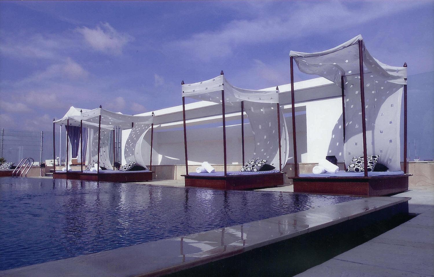 The Park Chennai Hotell Fasiliteter bilde The pool at the Park